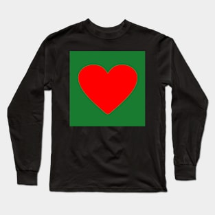 Corazón rojo sobre verde Long Sleeve T-Shirt